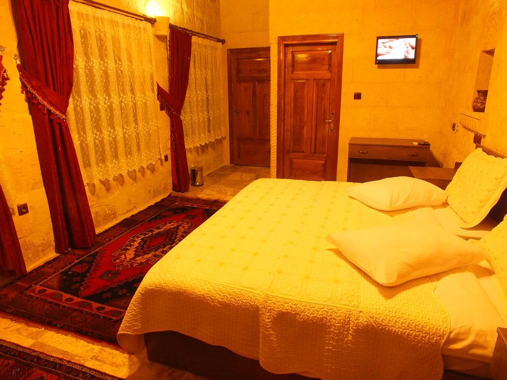 Dilek Tepesi Cave Hotel Ayvali Rum bild